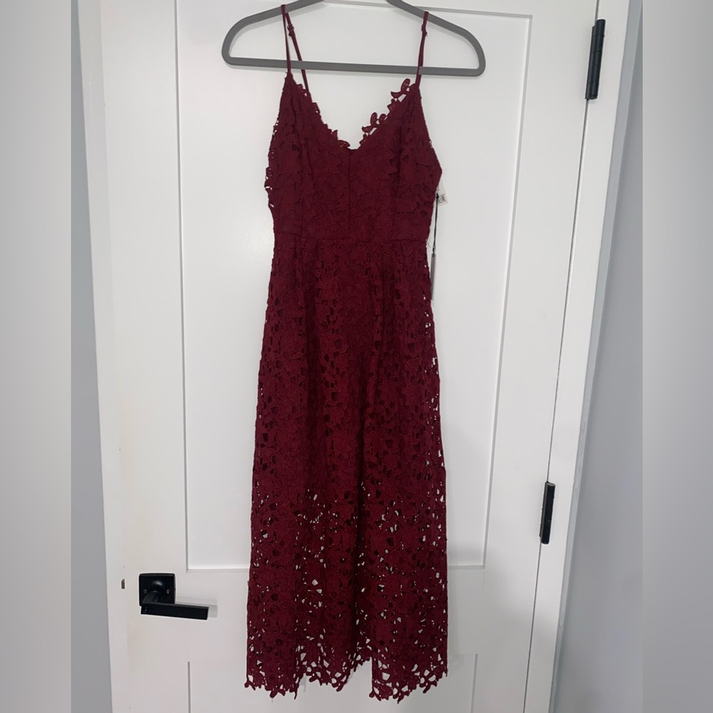 ASTR THE LABEL Burgundy Lace Midi Dress NWT
